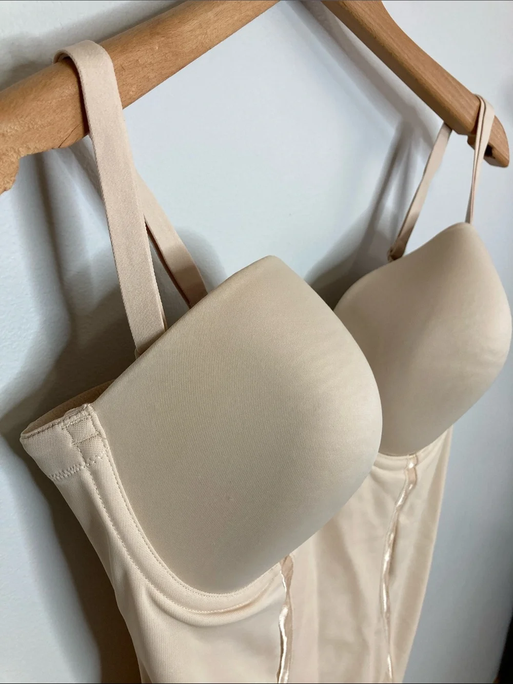Maidenform Women's Firm Control Strapless Convertible Full Slip 38D Style 2304